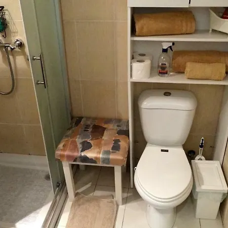 Heart For Art Studio Apartment Paphos