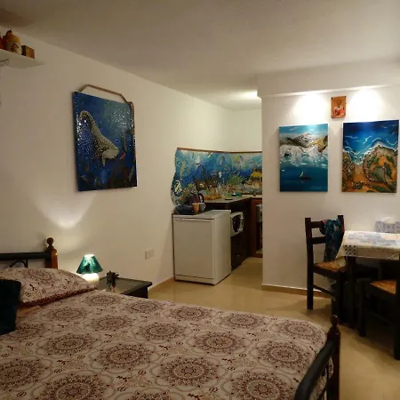 Apartment Heart For Art Studio Paphos