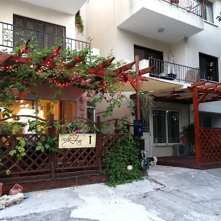 Apartment Heart For Art Studio Paphos